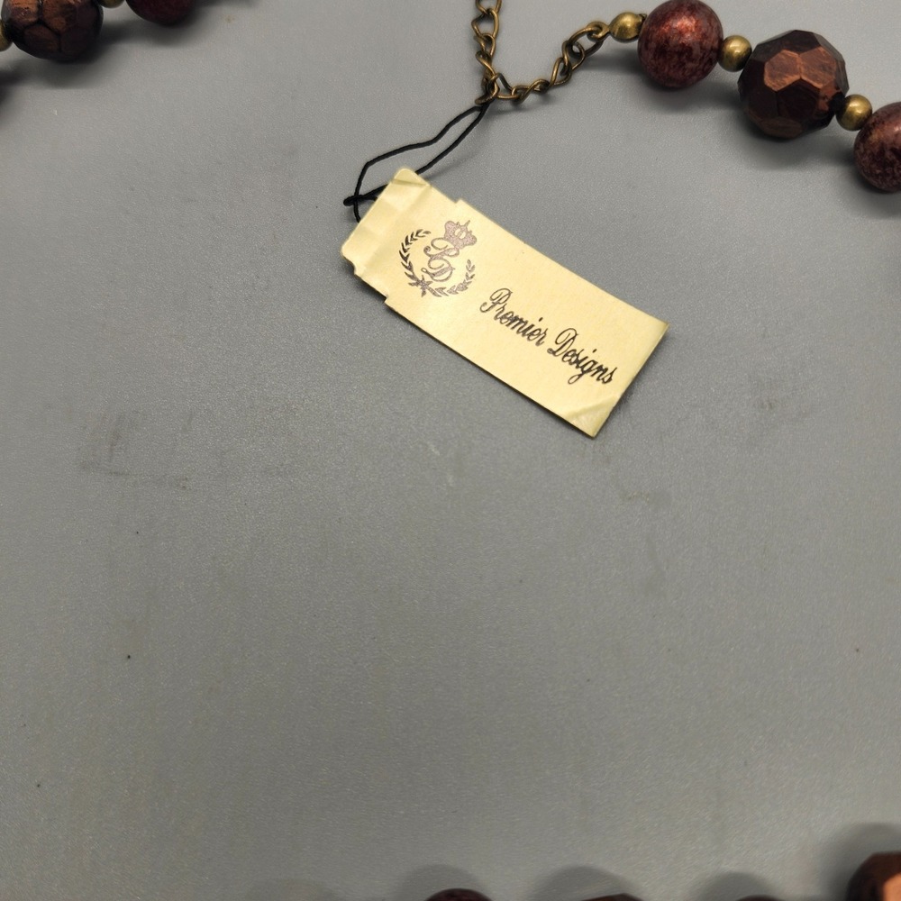 Premier Designs Newberry Antiques Matte Brass Necklace Burgundy Tone Retired - Picture 2 of 4